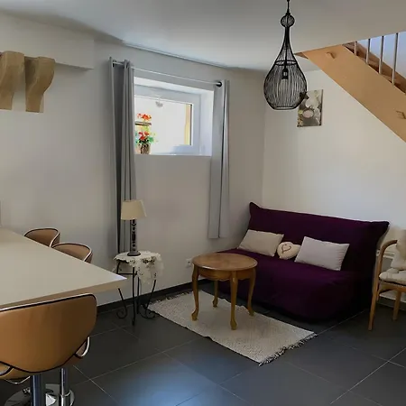 Bed & Breakfast A La Cour Basse