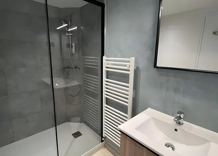 A La Cour Basse 3* Peltre